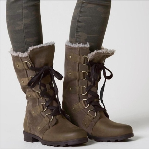 SOREL - women’s Emelie lace up Combat brown leather waterproof boots faux fur 10 - Picture 1 of 12